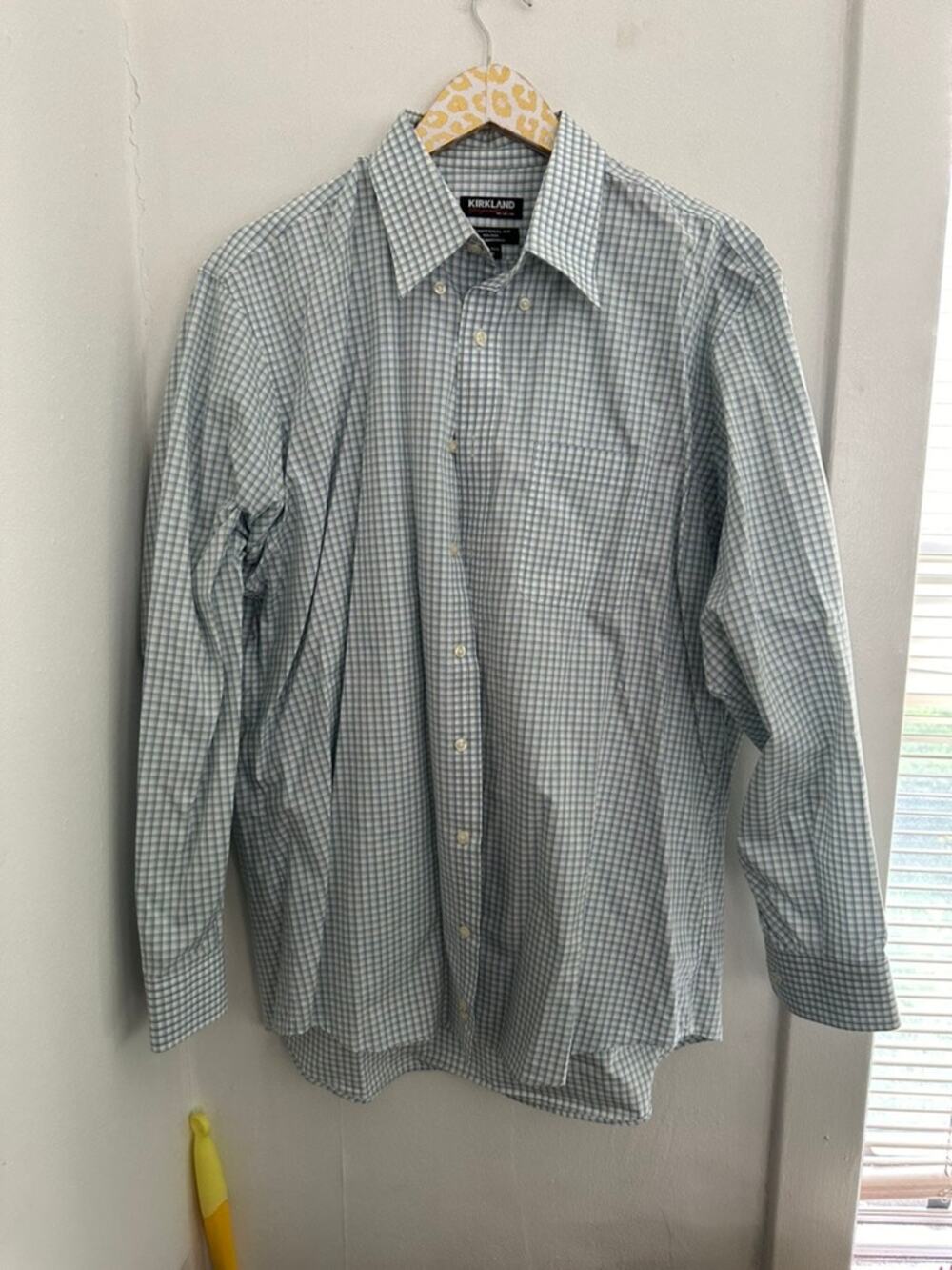 KIRKLAND Men's Traditional Fit Non-Iron Button Front | Size 17